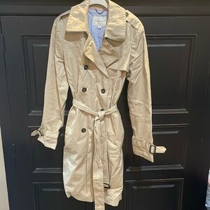 NWOT Banana Republic Trench coat size large